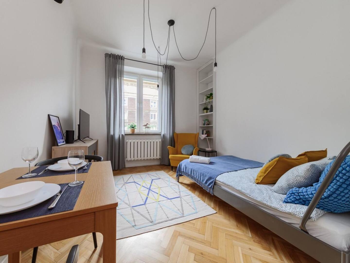 Canary Corner Studio City Centre Варшава Экстерьер фото