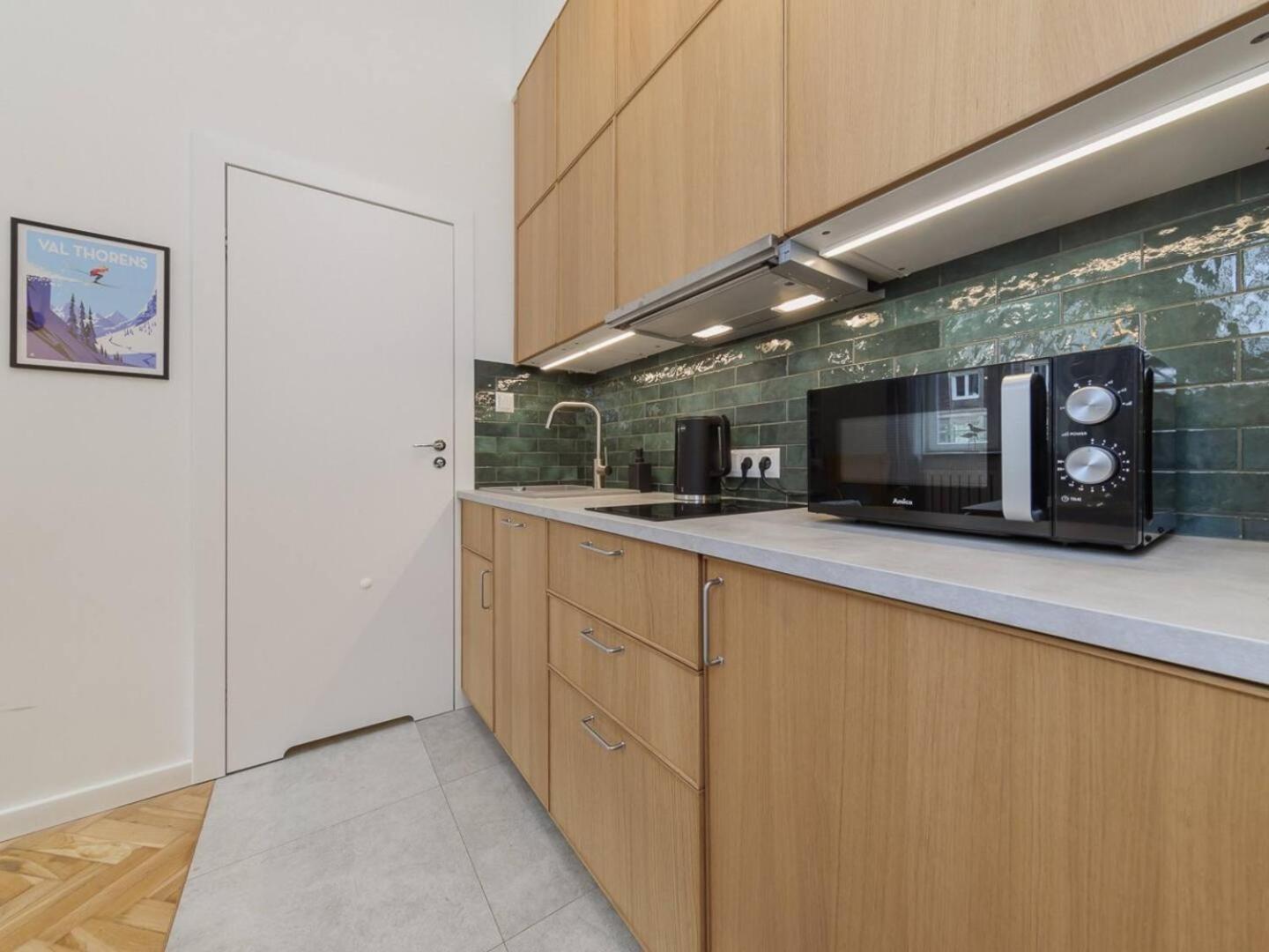 Canary Corner Studio City Centre Варшава Экстерьер фото